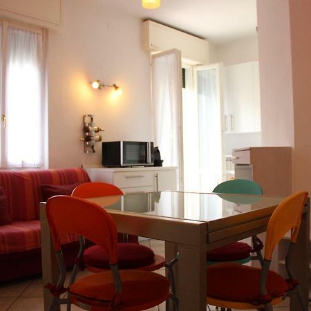 Appartamento Casa Vacanze Spiaggia D'Oro Ντεζεντσάνο ντελ Γκάρντα Εξωτερικό φωτογραφία